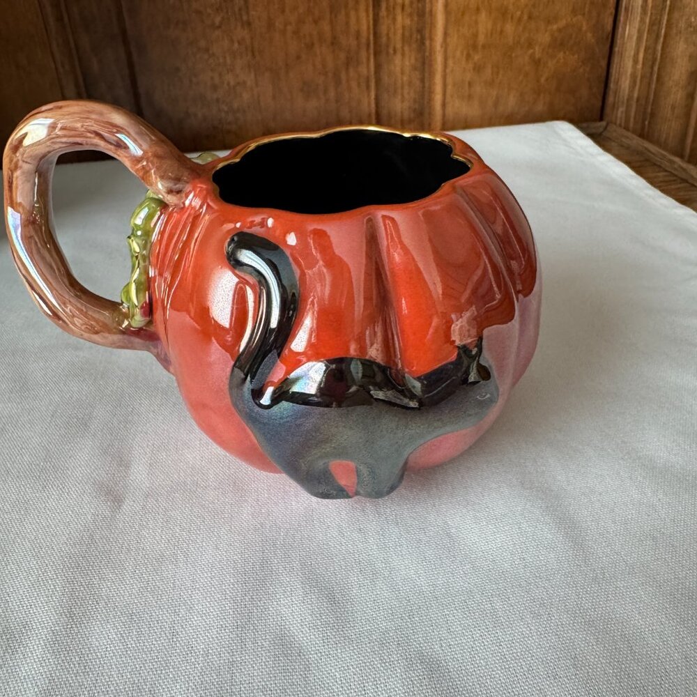 NWOT Waterford Halloween Collection - Set of 2 Ceramic Jack-o-Lantern Mugs - Picture 9 of 14